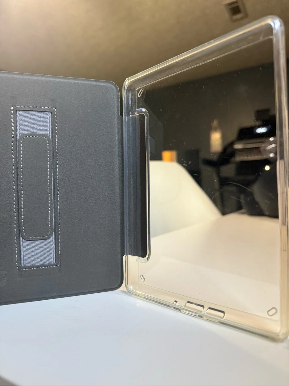 Fourth Wing Kindle Cover & Sticker Lot